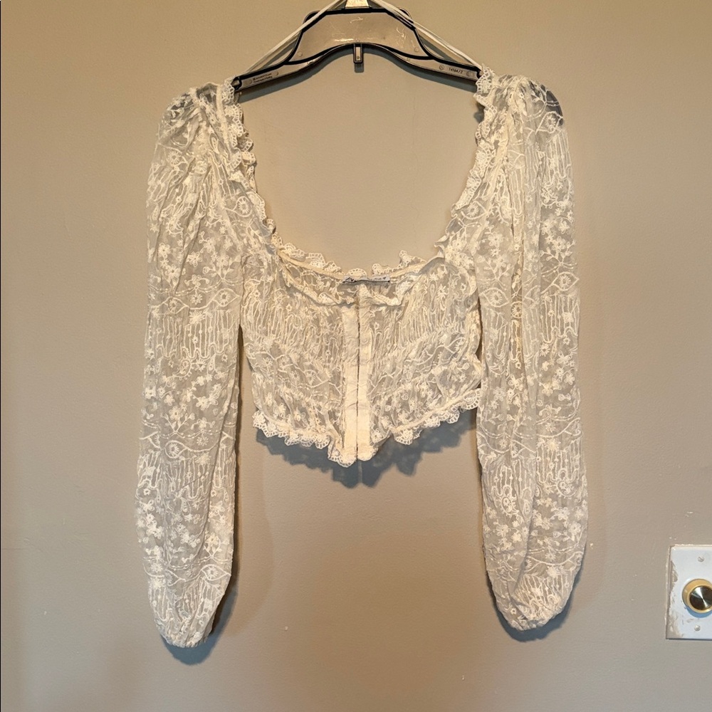 EUC Zara Floral Lace Blouse cream small s crop top boho